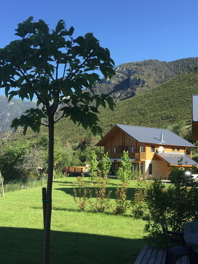 Les Chalets Fleurs De France - Kota Saint-Dalmas Exteriör bild